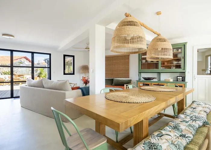 Surf Lodge