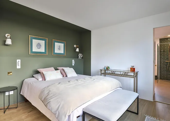 D'HOTES Villa BIBICHERI